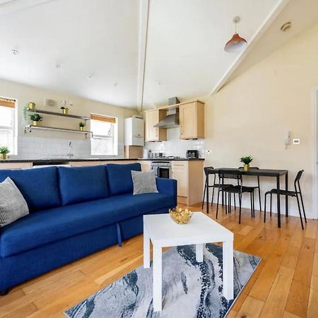 Lovely 3-Bed 20 Minutes To Central Londyn Zewnętrze zdjęcie