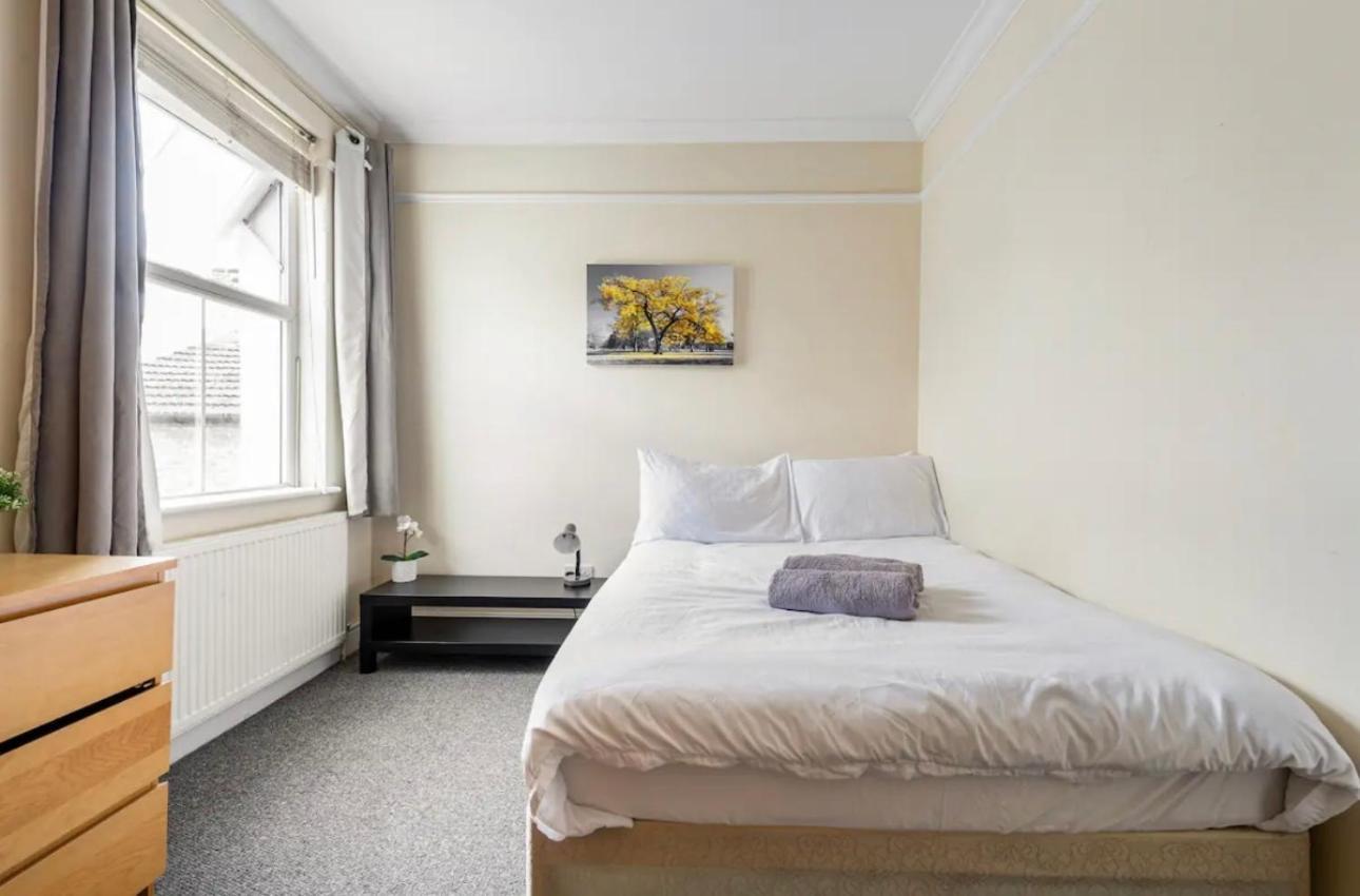 Lovely 3-Bed 20 Minutes To Central Londyn Zewnętrze zdjęcie
